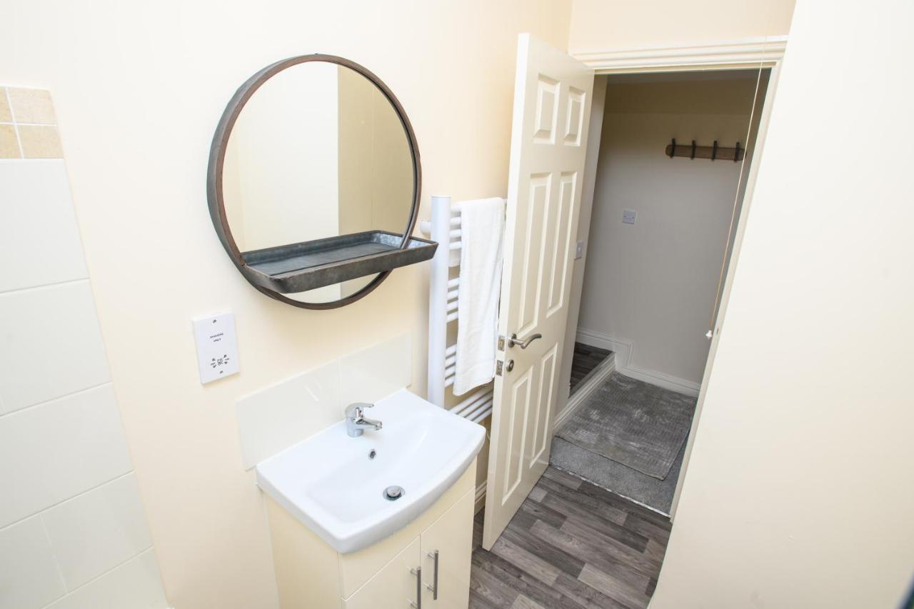 Pass The Keys Cosy Flat In The Town Centre Apartment Sleaford Exterior photo
